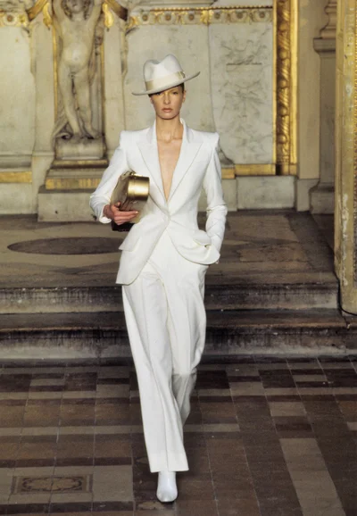 Look 13